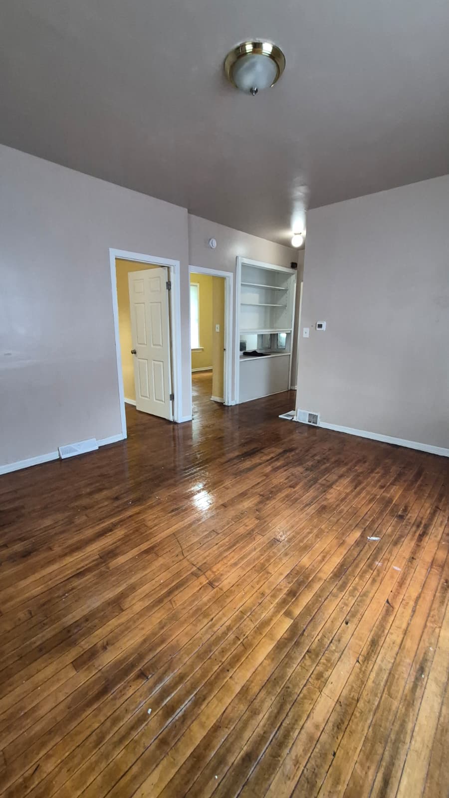 3834 North Port Washington Road - Lower